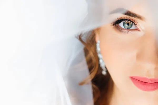 Look and feel your best on the wedding day!